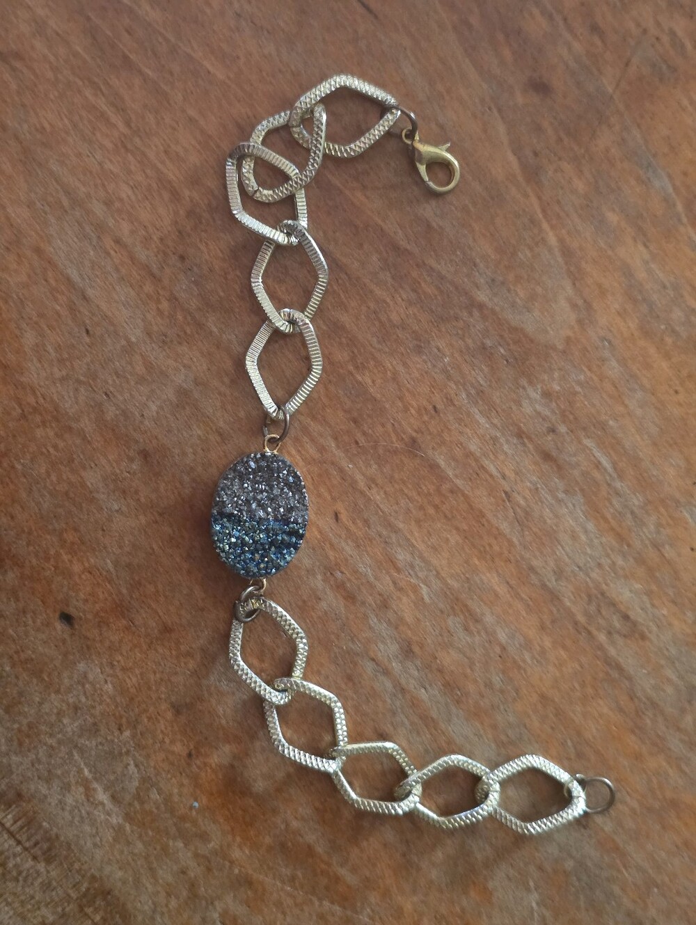 Silver Toned Metal With Druzy On 7" Bracelet